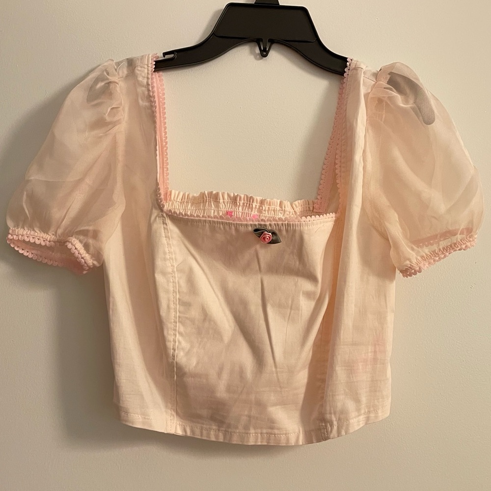 NWT Sugar Thrillz pink princess rosebud puff sleeve top